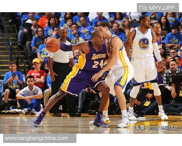 NBA明星球员赛季数据表现与商业价值综合影响力深度分析 NBA明星球员赛季数据表现与商业价值综合影响力深度分析