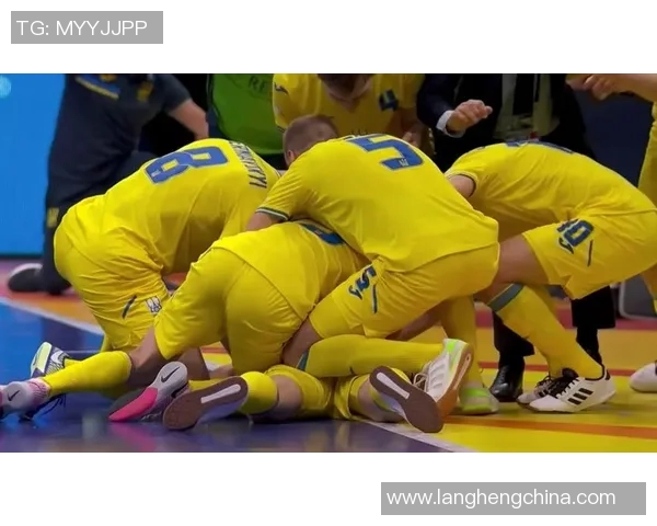 中场吊射精准破门瞬间引爆全场狂热欢呼视频疯传 中场吊射精准破门瞬间引爆全场狂热欢呼视频疯传