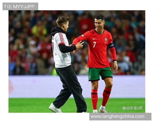 C罗暗示退役时间,球迷炸锅! C罗暗示退役时间,球迷炸锅!